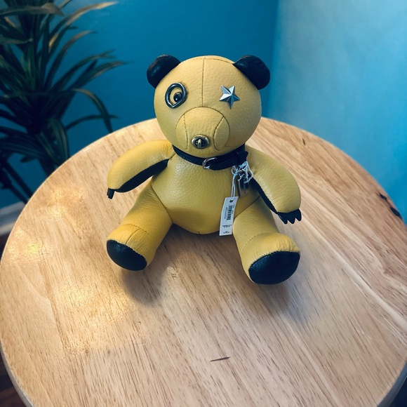 Coach NWT Vintage Yellow and Black Paperweight Teddy Bear - Picture 8 of 8